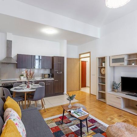 Central Gozsdu Apartment In The Party Street Budapešť Exteriér fotografie