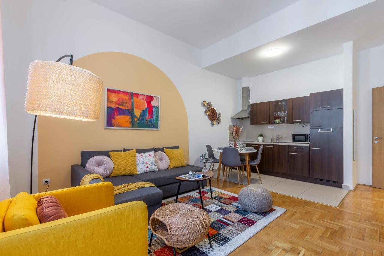 Central Gozsdu Apartment In The Party Street Budapešť Exteriér fotografie
