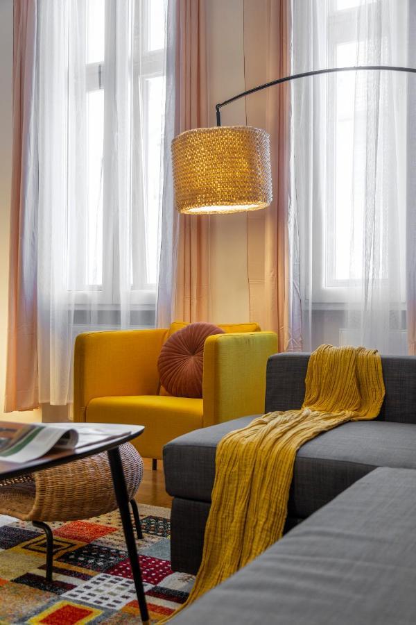 Central Gozsdu Apartment In The Party Street Budapešť Exteriér fotografie